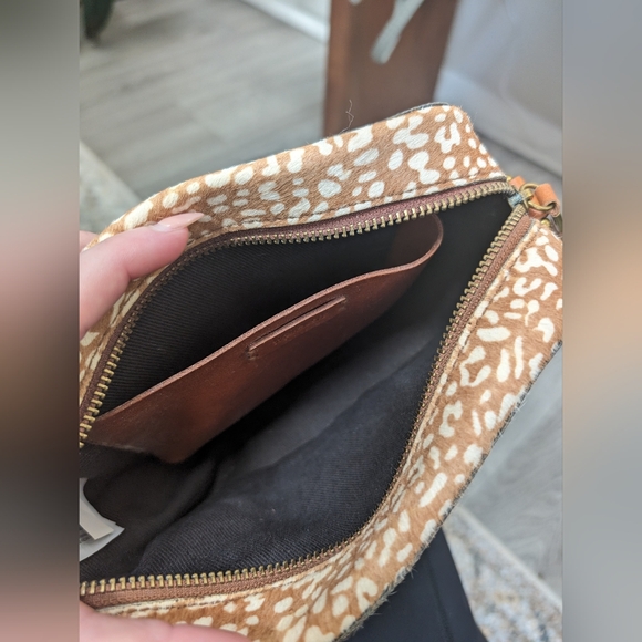 Madewell Crossbody Bag - Picture 9 of 9